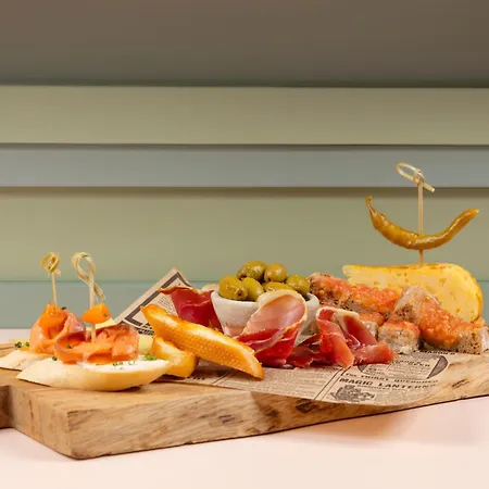 Отель La Goleta De Mar - Adults Only