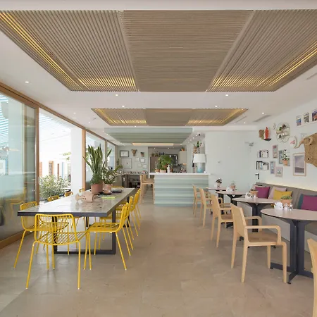 La Goleta De Mar - Adults Only 4*