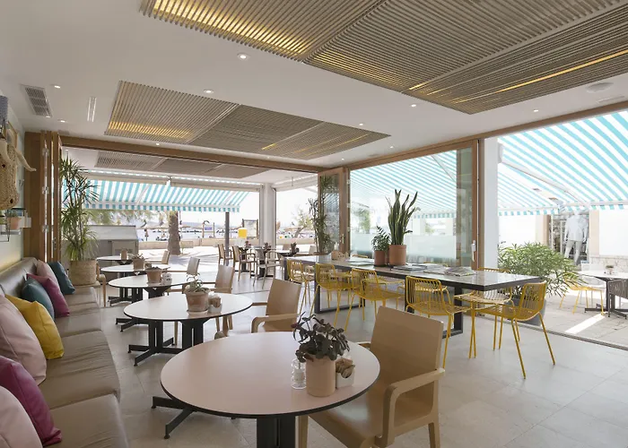 La Goleta De Mar - Adults Only 4* Порт-де-Польєнса